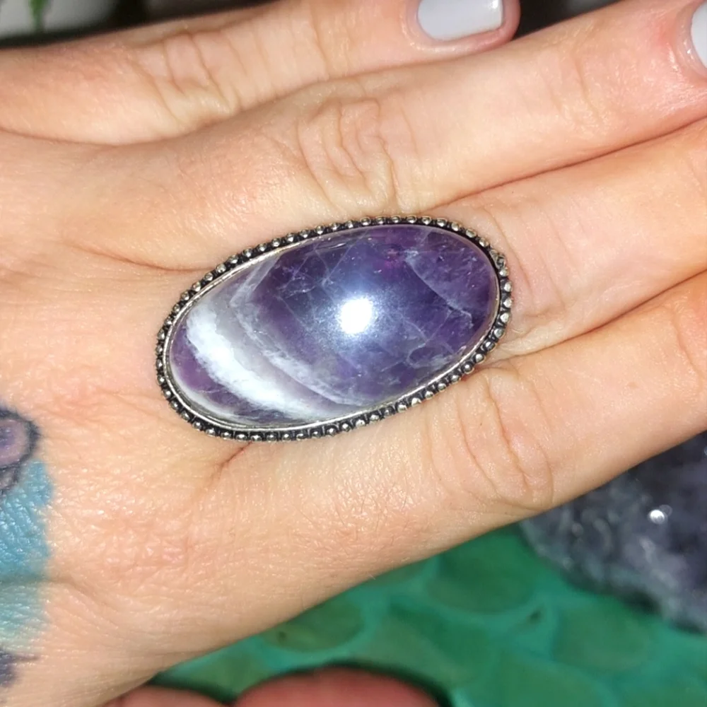 Large Chevron Amethyst Statement Ring 💍 - Picture 1 of 6